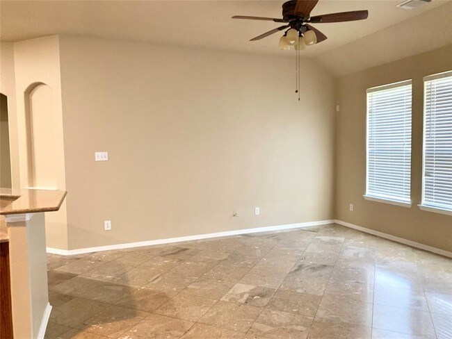 Foto del edificio - 2822 Chalet Knolls Ln