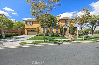 Building Photo - 63 Tuberose St