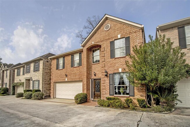 Building Photo - 1424 Woodvine Dr