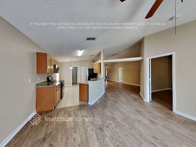 Foto del edificio - 709 Jessamine Dr