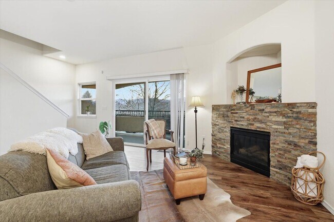 Building Photo - 4317 Sammers View