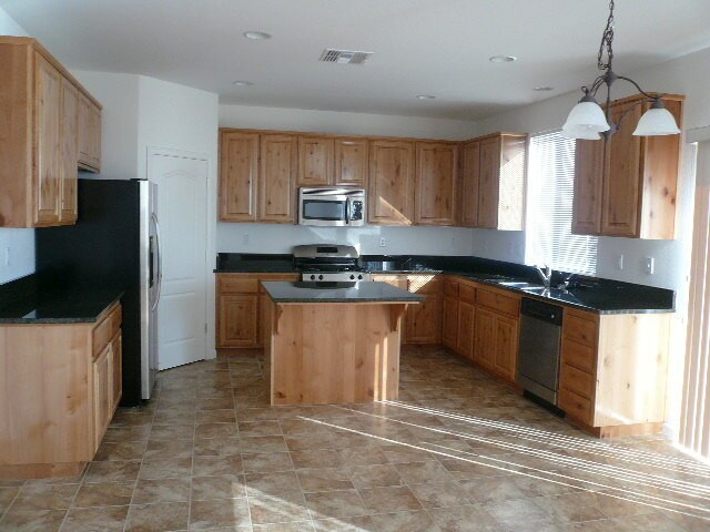 Foto del edificio - 4142 Malta Island St