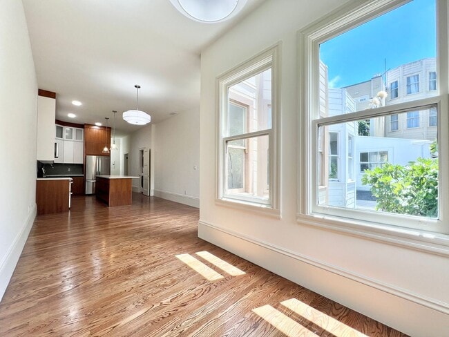 Building Photo - 625-627-627 Fillmore St