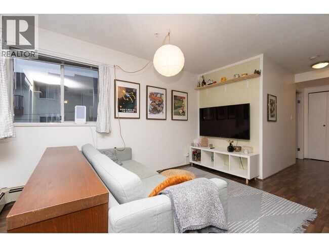 Photo du bâtiment - 33 N Templeton Dr