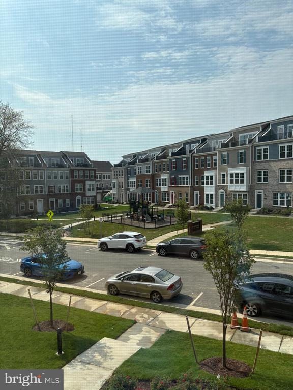 Building Photo - 10840 Cedar Ave