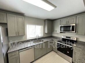 Building Photo - 602 Orange Dr