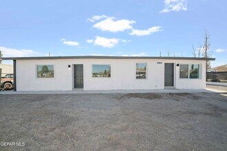 Building Photo - 10752 Mellward Rd