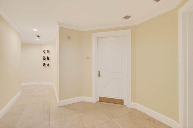 Foto del edificio - 3700 S Ocean Blvd