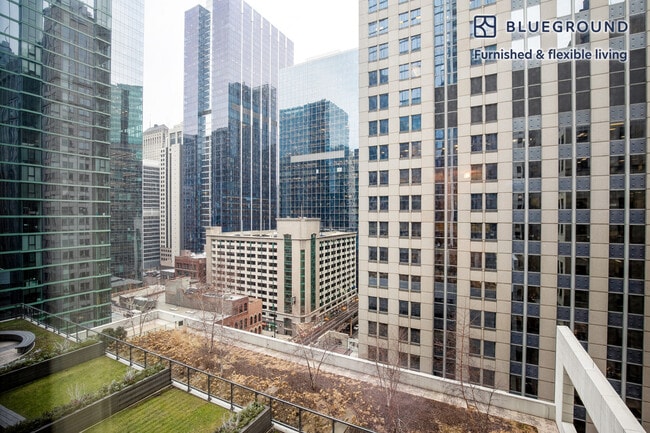 Foto del edificio - 210 N Wells St