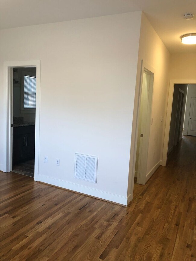 Foto del edificio - 6434 Elkhardt Rd