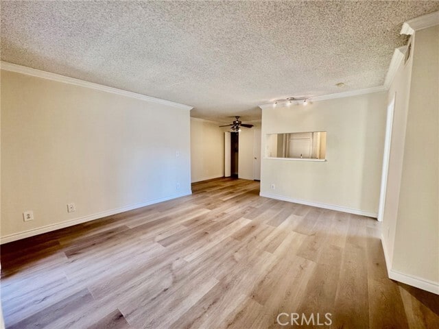 Foto del edificio - 10655 Lemon Ave
