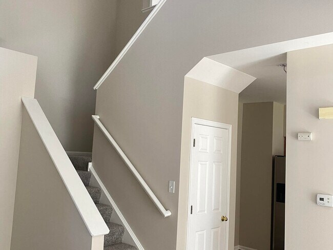 Foto del edificio - 3530 Blue Ridge Ct