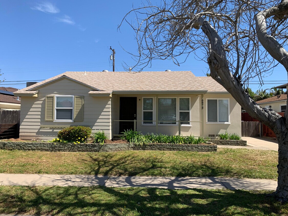 9 3 Bedroom Apartments for Rent in Del Cerro, CA Westside Rentals