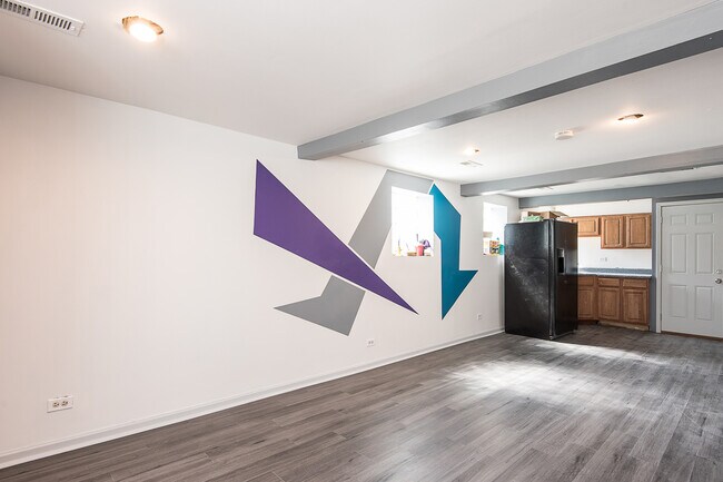 Living Area - 3722 S Wabash Ave