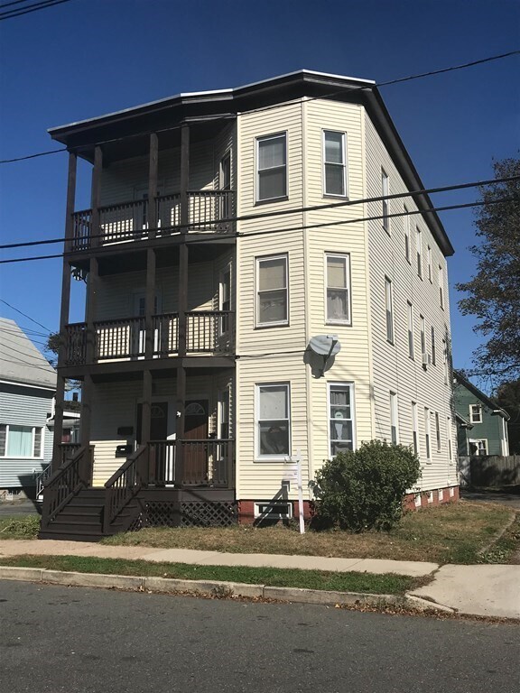 111113 Eutaw Ave Unit 2, Lynn, MA 01902 Room for Rent in Lynn, MA