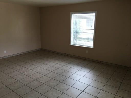 Building Photo - 145 Merritt St