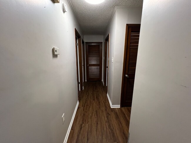 Building Photo - 5100 Beatline Rd