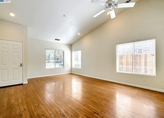 Building Photo - 509 Saddleback Cir