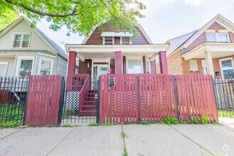 Building Photo - 6627 S Wolcott Ave