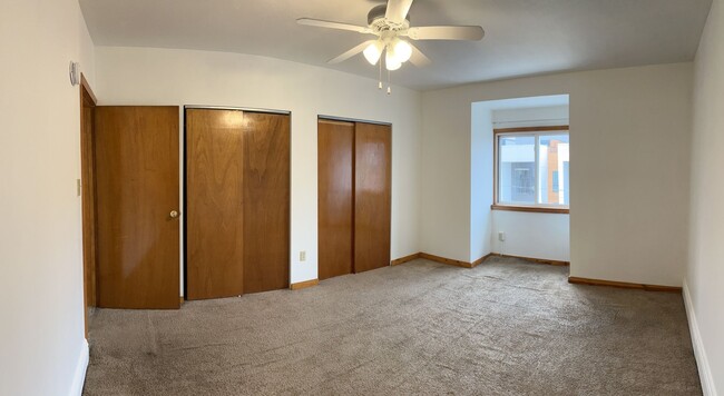 Building Photo - 4710 Hatfield St