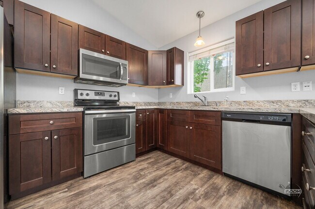 Foto del edificio - 5503 W Serene Cir