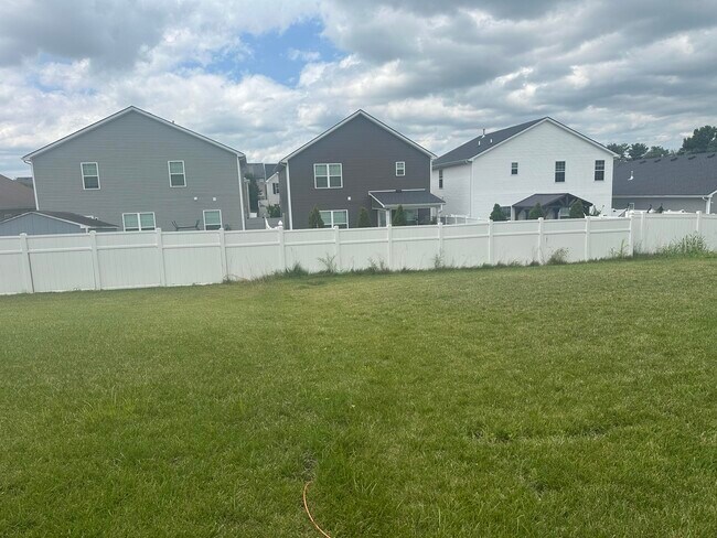 Foto del edificio - 1273 Marlena Ln