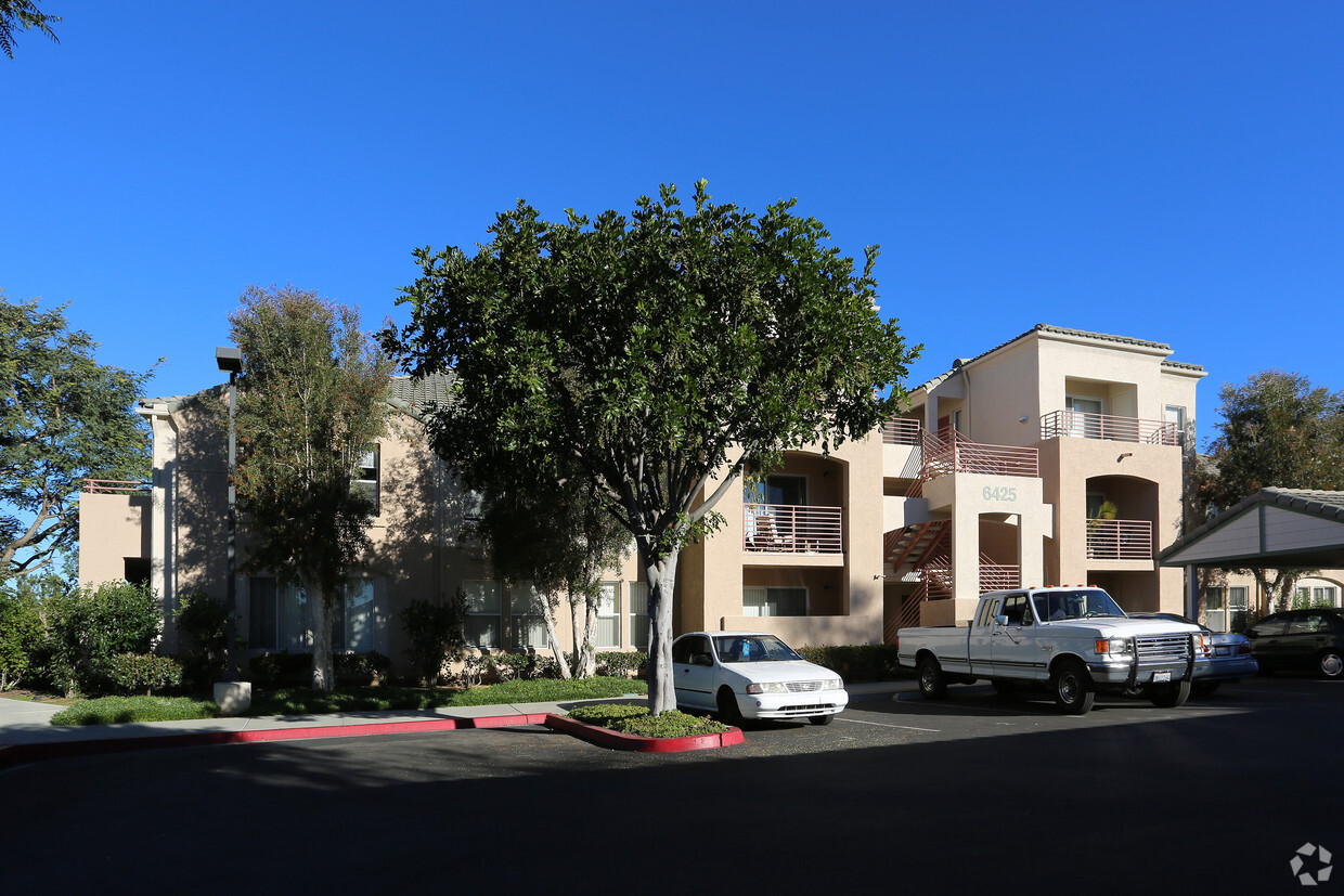 Primary Photo - Villa Loma Apartments