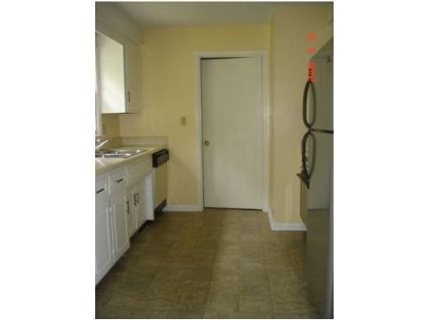 Foto del edificio - 3 Bedroom 2 Full Bath Home For Rent near Post!