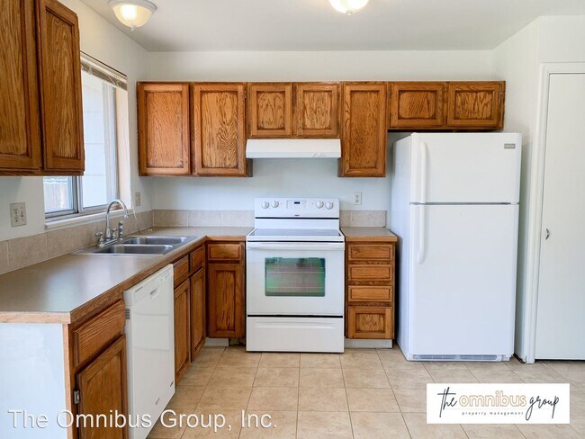 Building Photo - 3 br, 2 bath House - 9265 Garrison Dr.
