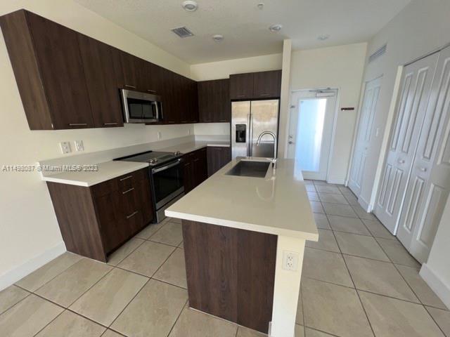 Building Photo - 8201 NW 41st St