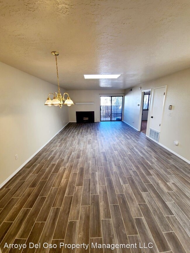 Building Photo - 2 br, 2 bath House - 13119 Alice Ave NE