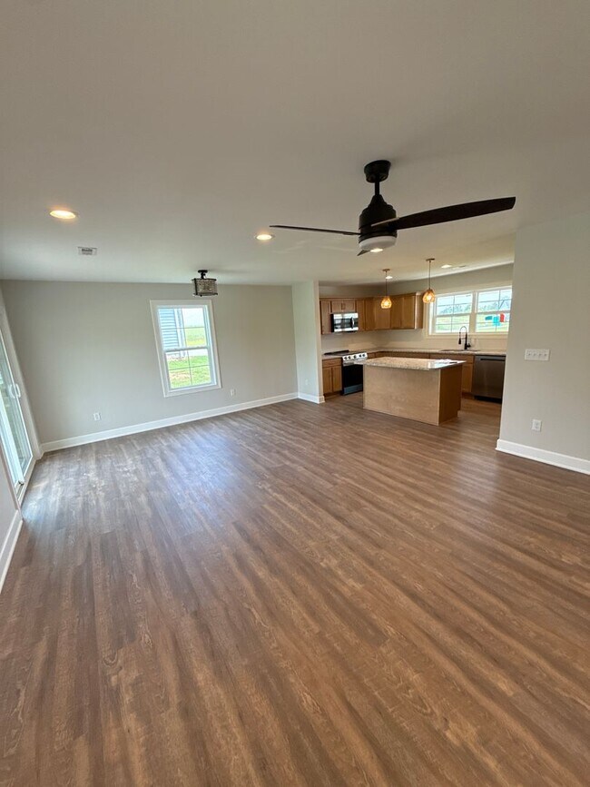 Foto del edificio - 3 Bed/2 Bath House - NEW CONSTRUCTION!