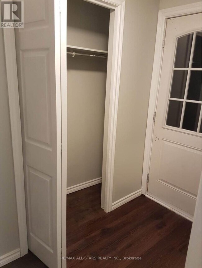 Photo du bâtiment - 8 Jackie Ln