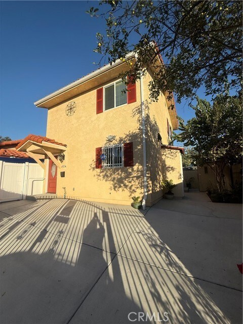 Foto del edificio - 746 W 4th Ave