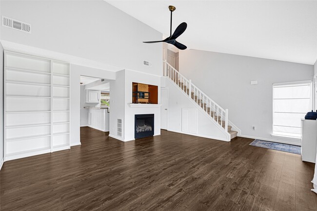 Foto del edificio - 2311 Quail Haven Rd