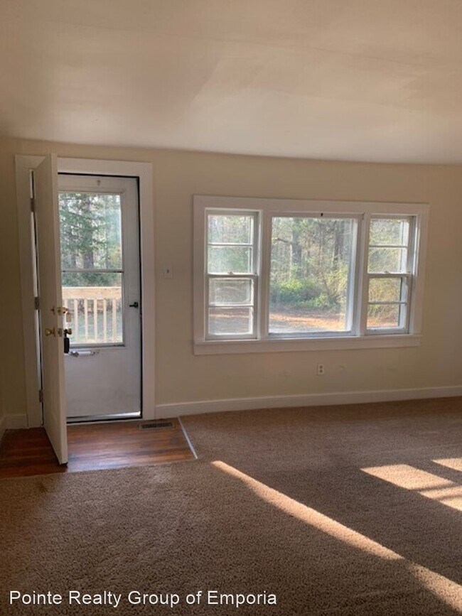 Building Photo - 3 br, 1 bath House - 4171 Independence Chu...