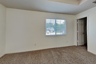 Building Photo - 5018 Woodland Meadows Ln