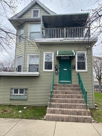 Building Photo - 636 S 13th Ave