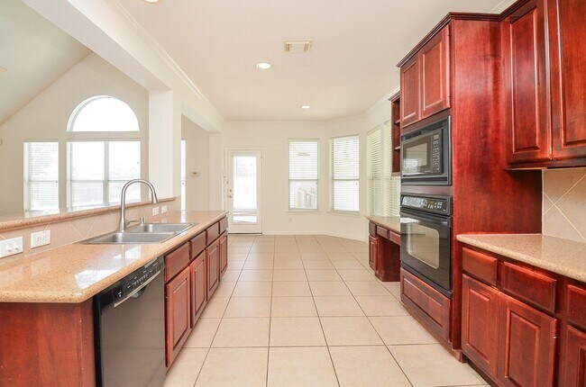Building Photo - 23615 Banning Point Ct