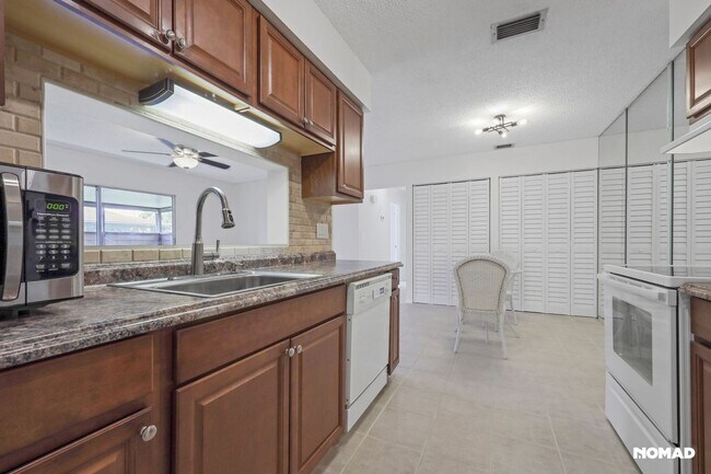 Photo - Charming 2BR House in Jensen Beach
