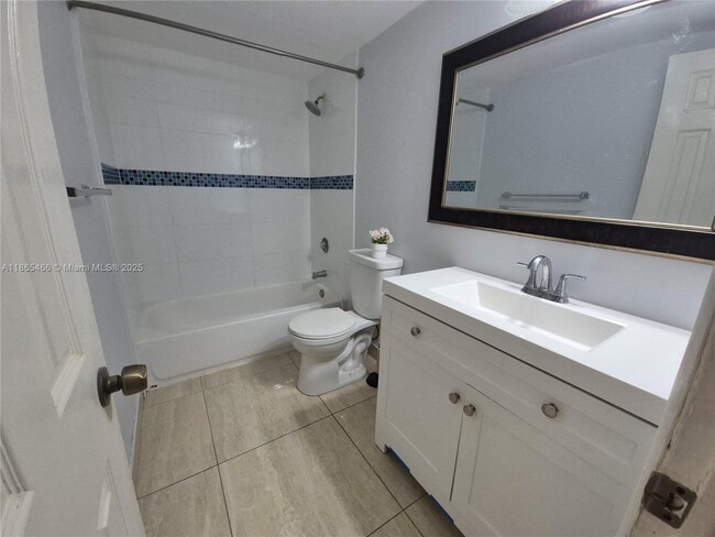 Foto del edificio - 6990 NW 186th St
