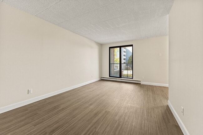 Building Photo - Tecumseh Terrace