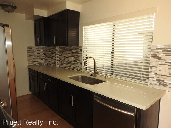 Building Photo - 2 br, 2 bath House - 2772 Ariane Dr #72