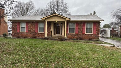 Building Photo - 7505 Tempsclair Rd