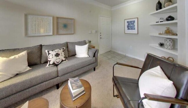 Building Photo - 3 bedroom in North TX 78727