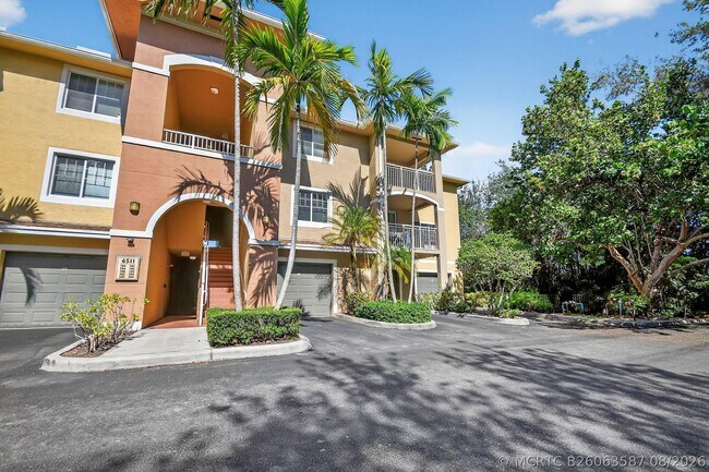 Foto del edificio - 6511 Emerald Dunes Dr