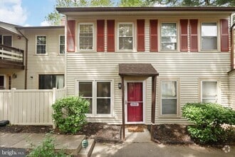 Building Photo - 2846 Chablis Cir