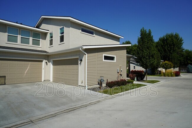 Foto del edificio - 38 E Ranch Dr