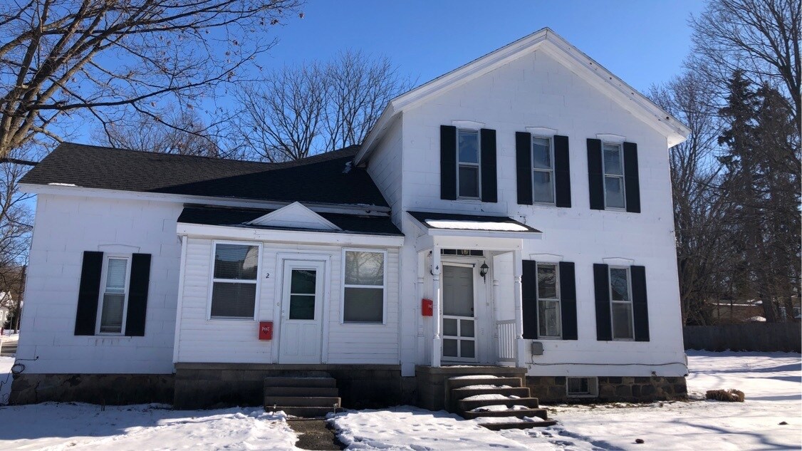 4 S Fremont St NE, Rockford, MI 49341 House Rental in Rockford, MI