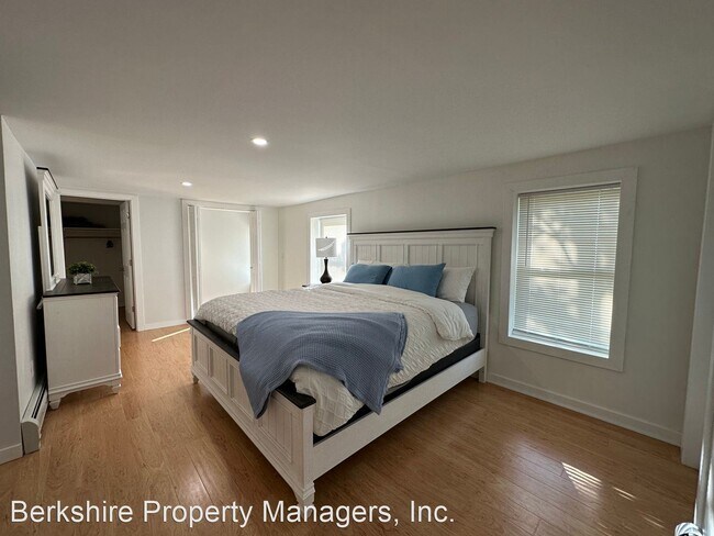 Foto del edificio - 4 br, 3.5 bath House - 100 Depot Street